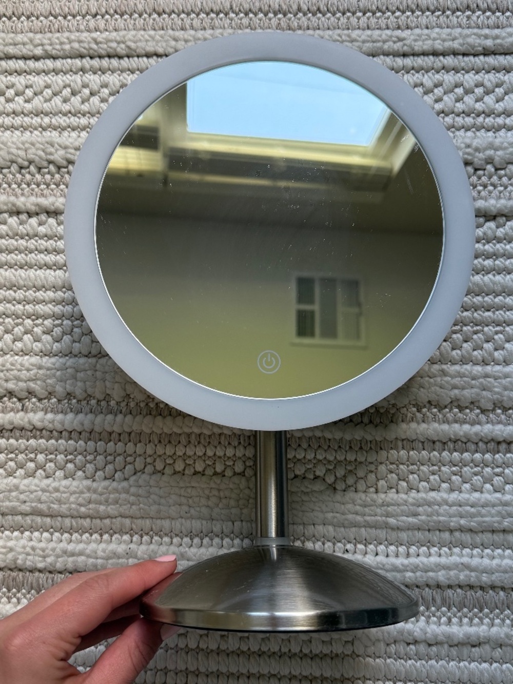Rechargeable Circle Mirror with O-Light Brushed Nickel Finish 3-Warmths to Light